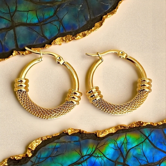 Trendy Chic 18K Gold Plated Stainless Steel Textured Mesh Hoop Earrings - Picture 11 of 14